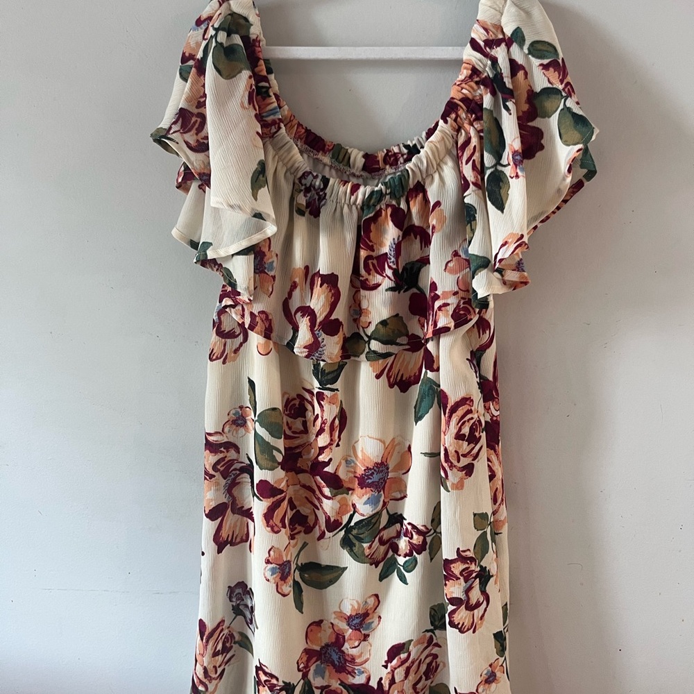 Emerald Sundae Juniors' Rose Floral-print Off-the-shoulder Mini Dress, Ivory Lg